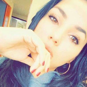 Meet your Posher, Ana